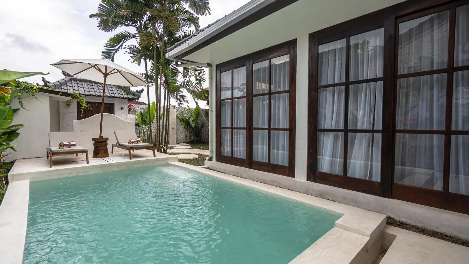וילה אובוד Moonlight Evdekimi - Stylish 2Br Escape With Tropical Garden And Pool - Long Stay Extras אינדונזיה