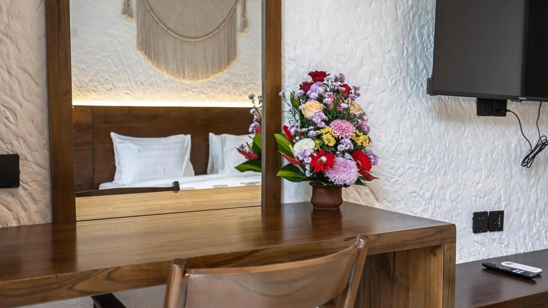 וילה אובוד Moonlight Evdekimi - Stylish 2Br Escape With Tropical Garden And Pool - Long Stay Extras