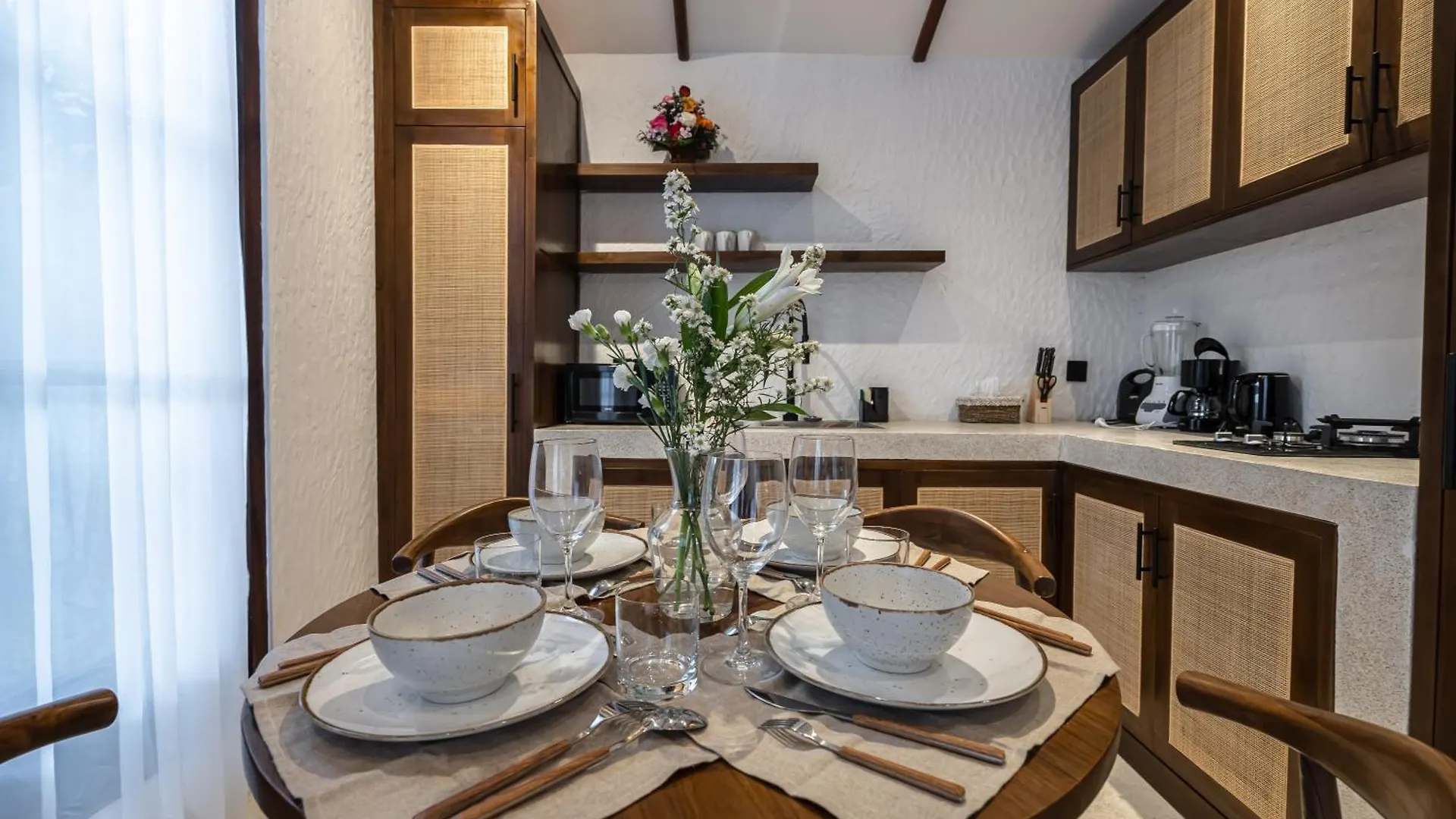 Moonlight Evdekimi - Stylish 2Br Escape With Tropical Garden And Pool - Long Stay Extras Ubud  Villa Ubud (Bali)