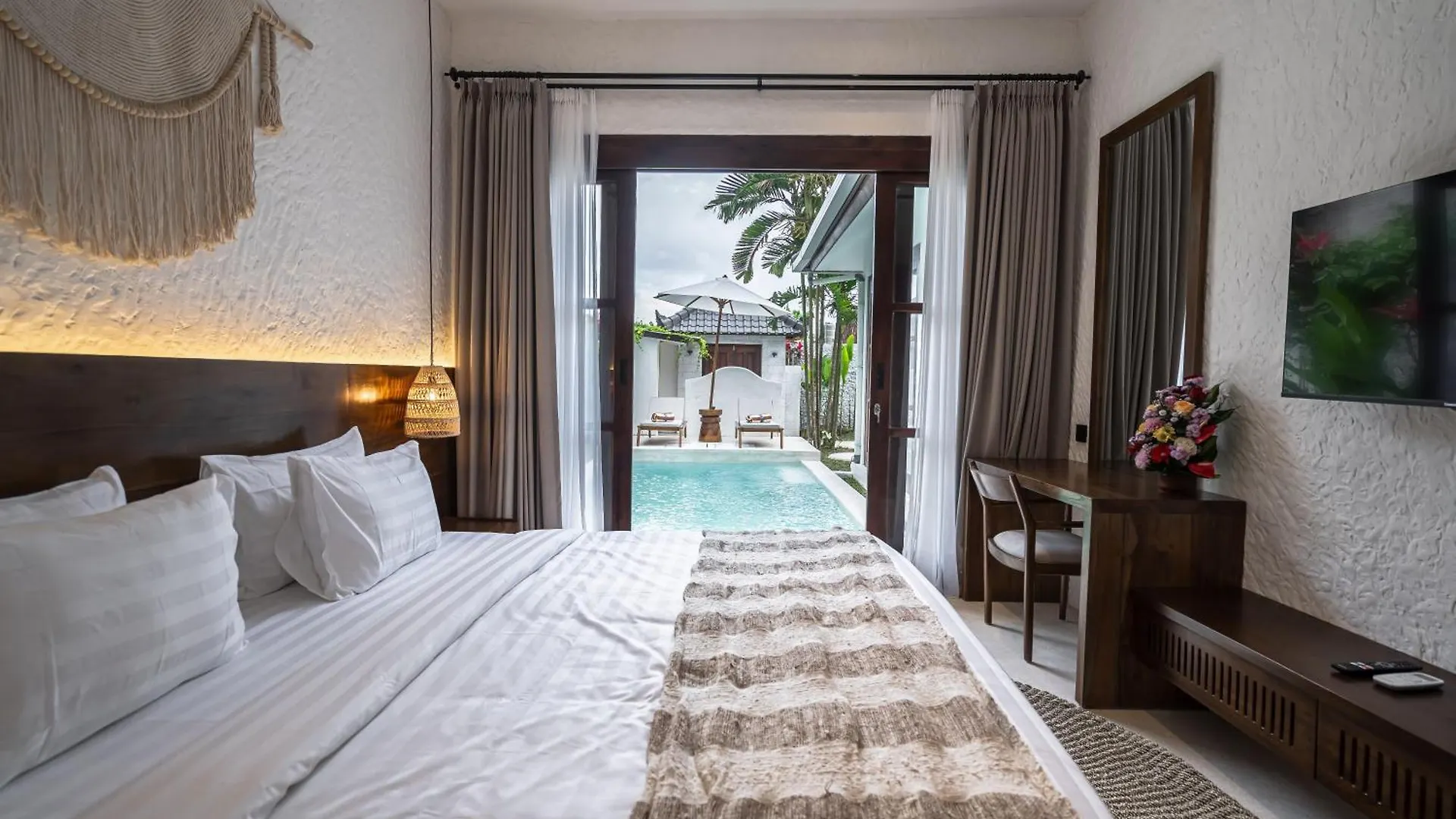 Villa Moonlight Evdekimi - Stylish 2Br Escape With Tropical Garden And Pool - Long Stay Extras Ubud